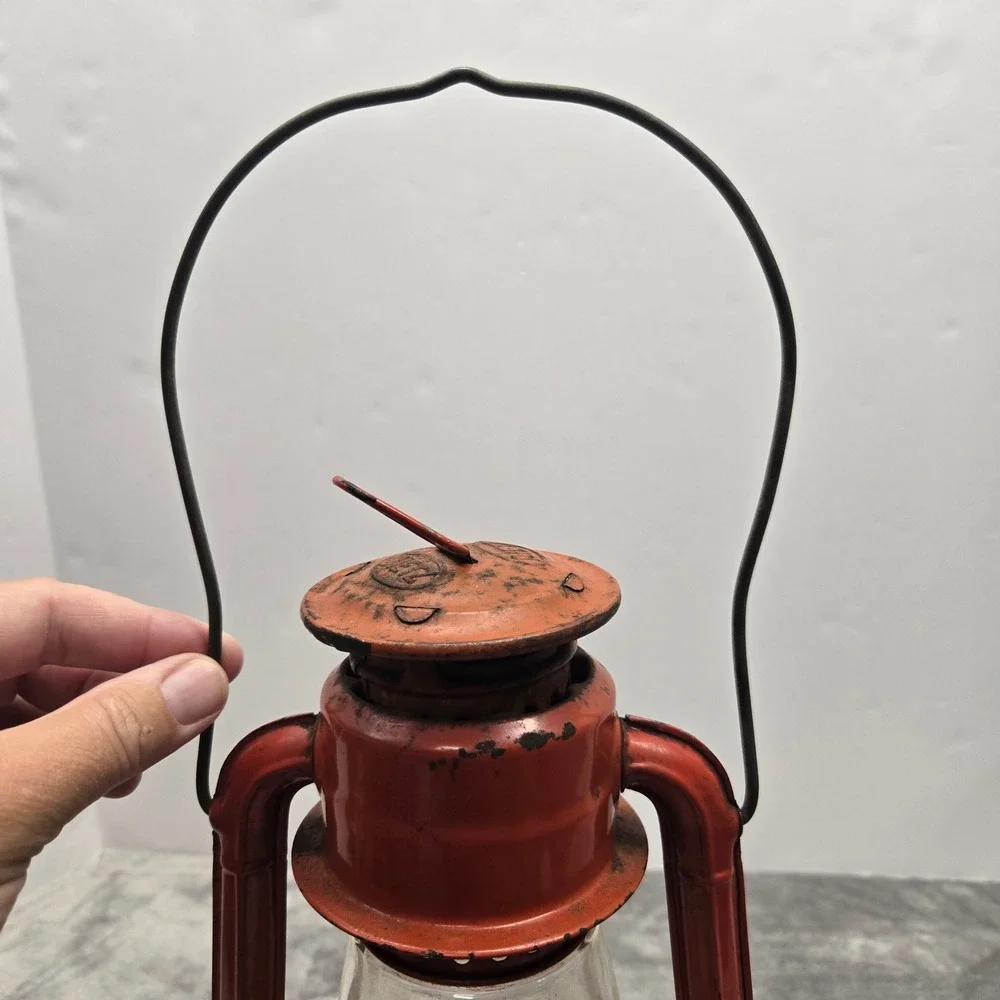Vintage‎ Dietz Junior Kerosene Lantern Red Metal Rustic Farmhouse Decor 12 Inch
